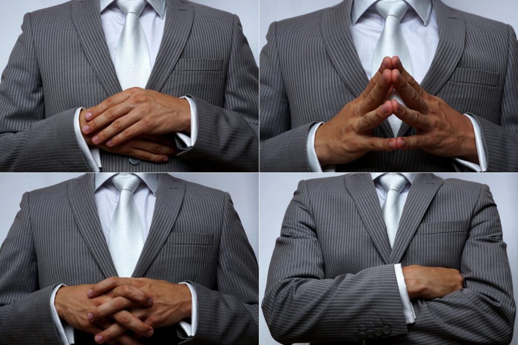 poses de mãos para fotos no linkedln